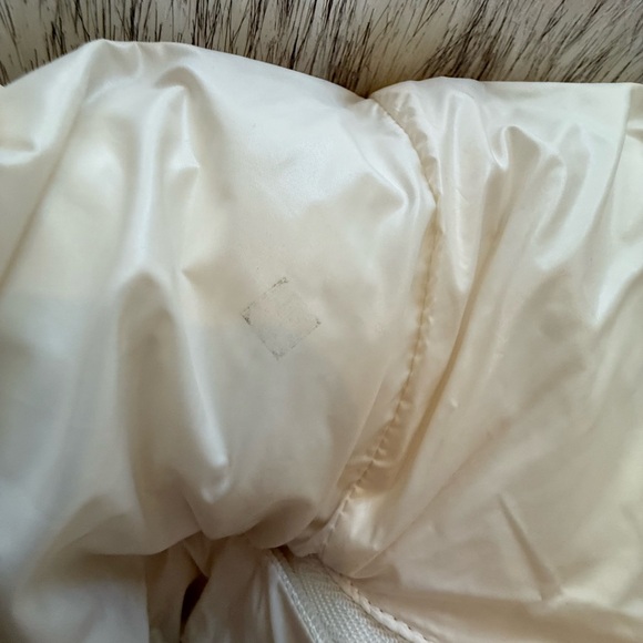 Gap Puffer Coat Medium - Picture 13 of 13